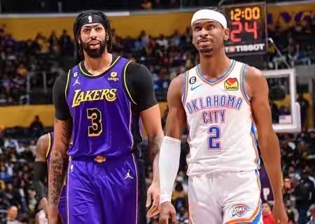  浓眉哥带伤出战湖人加时险胜雷霆保留争冠希望  